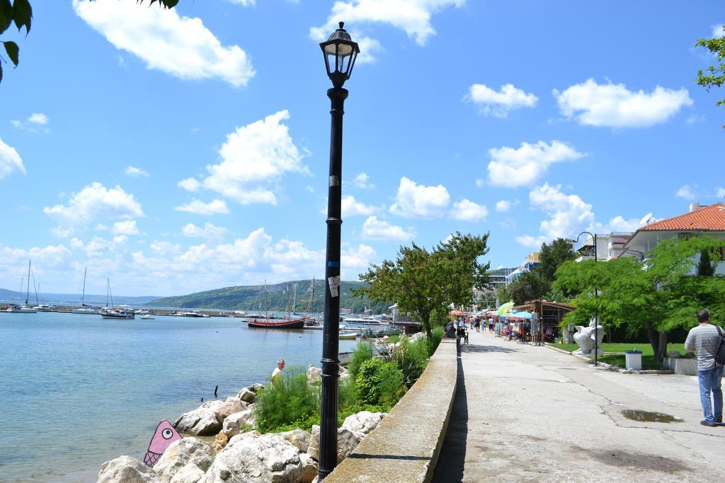 Family Hotel Magnolia Balchik Exterior photo