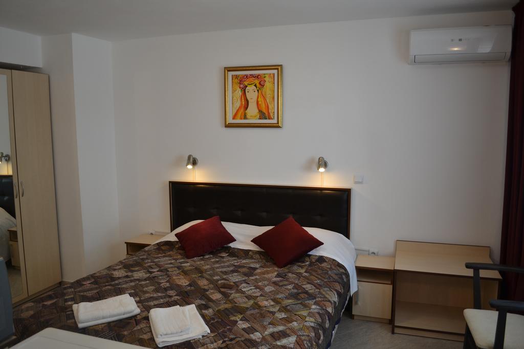 Family Hotel Magnolia Balchik Exterior photo